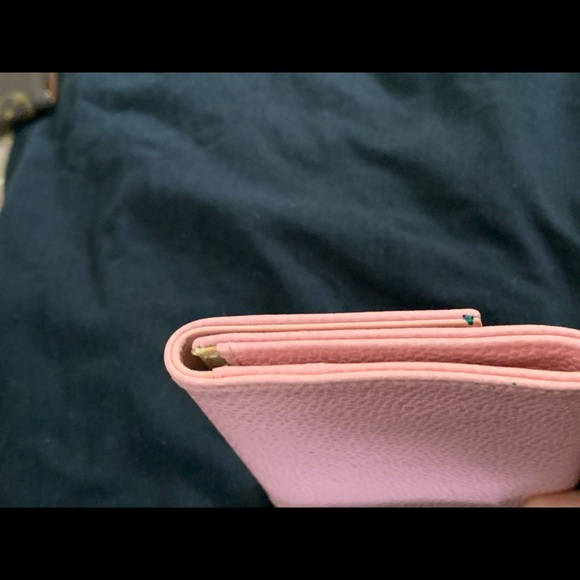 Authentic Chanel Pink Caviar Coin Purse - Picture 7 of 9